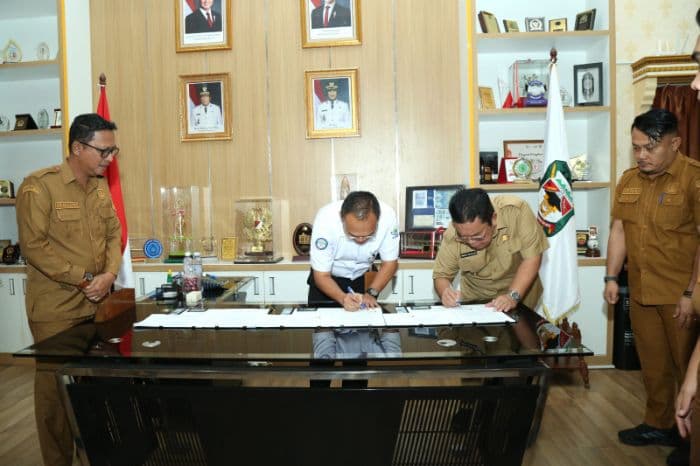 pemko_pematangsiantar_perkuat_jaminan_kesehatan_pekerja_informal_demi_uhc_prioritas
