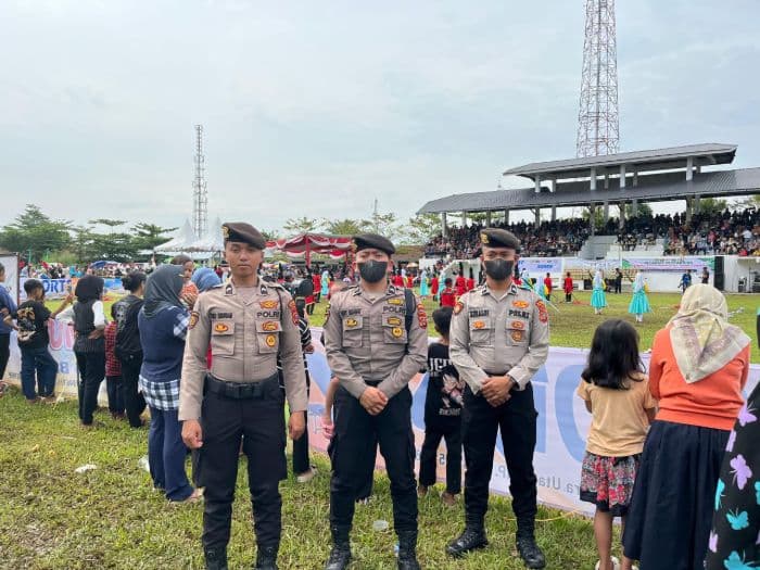 polisi_pastikan_pengamanan_open_marching_band_2025_kondusif_