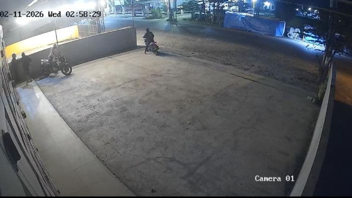 driver_ojol_dibegal_di_depan_ruko_jalan_veteran_motor_dibawa_kabur