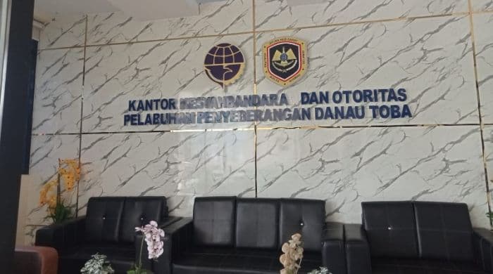 trip_penyeberangan_kmp_di_pelabuhan_balige_selama_lebaran_bersifat_situasional