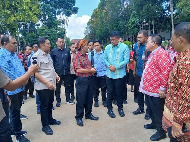 19_tahun_sengketa_bobby_nasution_putuskan_relokasi_sma_negeri_5_pematangsiantar