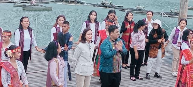 menteri_pariwisata_sebut_samosir_miliki_potensi_besar_jadi_destinasi_wisata_kelas_dunia