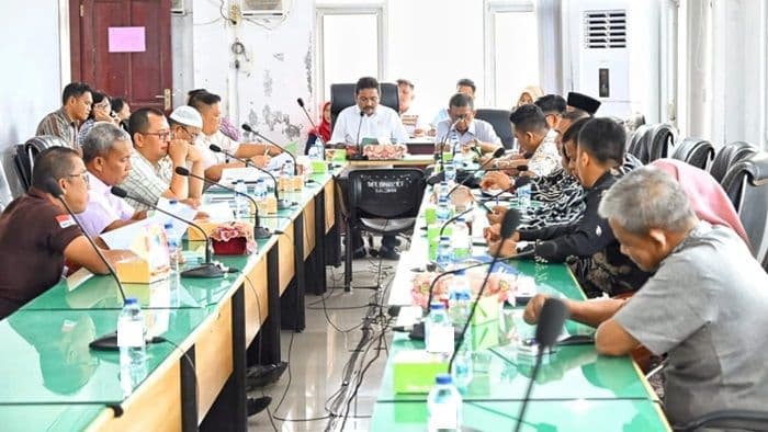 beasiswa_mahasiswa_kurang_mampu_di_tapanuli_tengah_tetap_dianggarkan