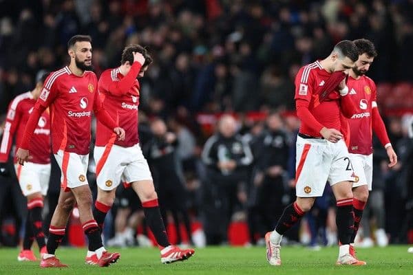 kebijakan_ketat_mu_di_final_liga_europa_picu_kritik