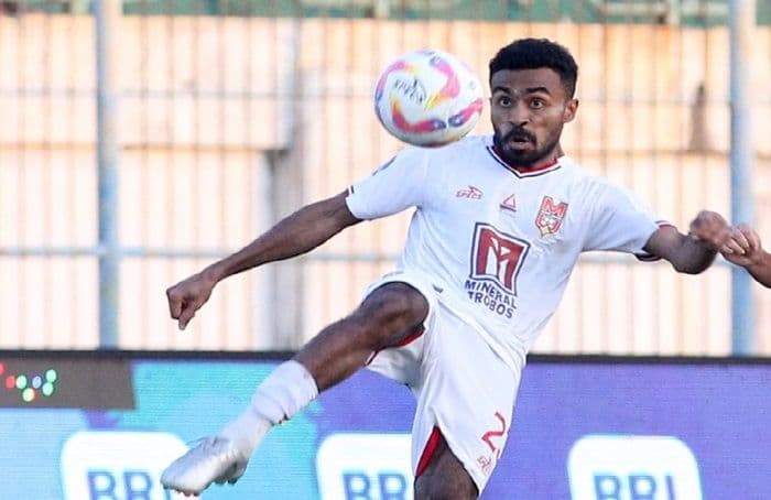malut_united_vs_psis_51_yance_sayuri_ciptakan_hattrick_di_liga_1_20242025