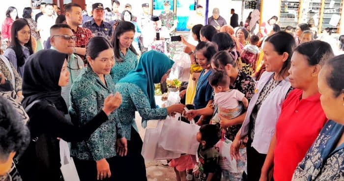 pembina_kabupaten_simalungun_dorong_pelayanan_terpadu_untuk_balitalansia