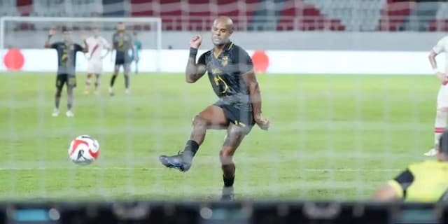 babak_pertama_super_league_malut_united_vs_persita_sama_kuat_11