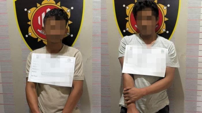 bandar_dan_kurir_di_toba_ditangkap_243_butir_pil_ekstasi_berlogo_superhero_disimpan_di_kandang_babi
