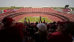 arrowhead_stadium_kansas_city_stadion_paling_bising_di_dunia_yang_siap_mengguncang_piala_dunia_2026