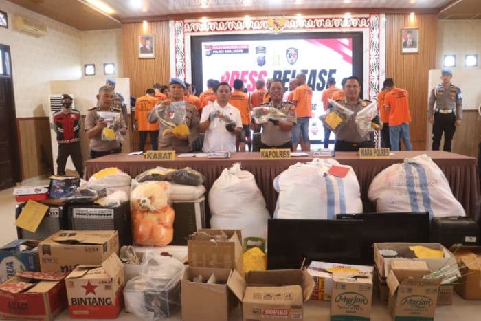 polres_simalungun_ungkap_43_kasus_3c_dan_bongkar_perdagangan_satwa_dilindungi