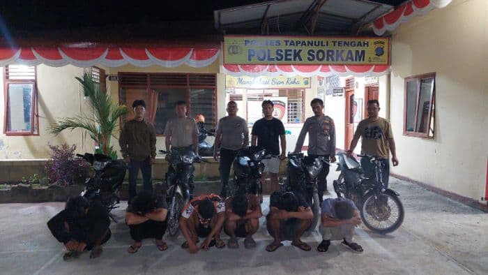 polisi_bubarkan_aksi_balap_liar_di_jalan_lintas_sobolgabarus_lima_sepeda_motor_diamankan