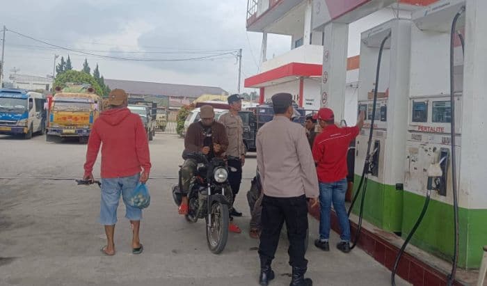 polres_samosir_pastikan_stok_bbm_aman_spbu_diimbau_sementara_tak_layani_pengisian_jeriken