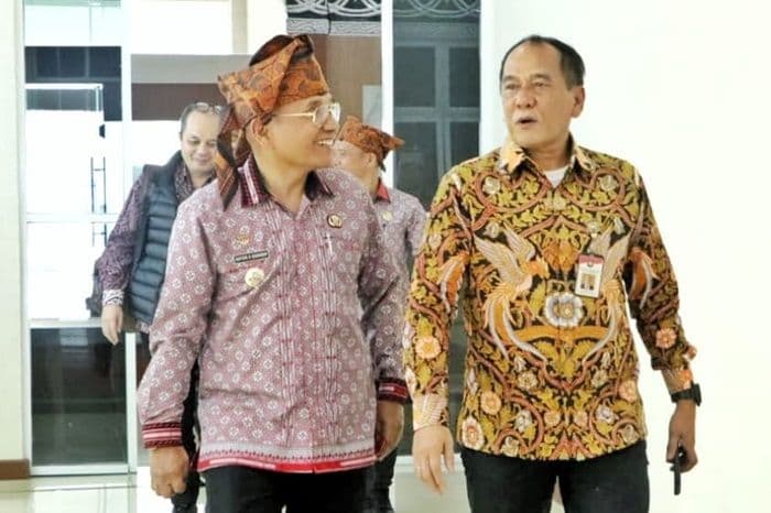 rp412_miliar_tkd_simalungun_dialokasikan_untuk_perbaikan_jalan_dan_irigasi