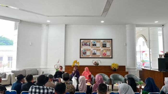 rsj_prof_ildrem_luncurkan_layanan_telekonseling_konsultasi_kesehatan_jiwa_kini_bisa_secara_digital