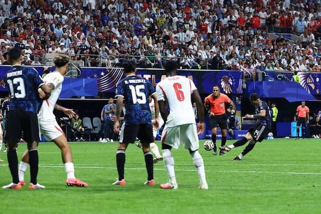 skor_sementara_inggris_vs_argentina_11_enzo_fernandez_balas_gordon_semifinal_piala_dunia_2026_memanas