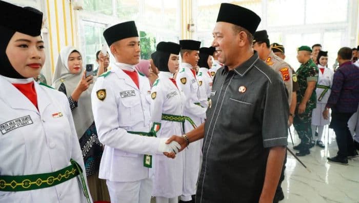 58_anggota_paskibra_langkat_dikukuhkan