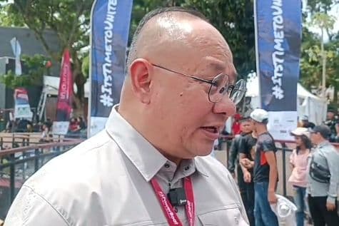 aquabike_2025_di_balige_hentikan_lomba_tiga_menit_untuk_peringati_hut_ke80_ri