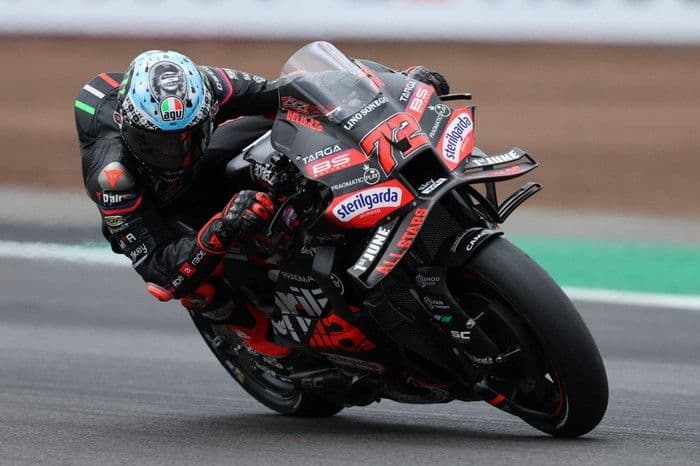 bezzecchi_rebut_pole_di_motogp_austria_marquez_crash_tapi_tetap_favorit_juara