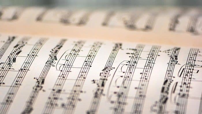 daftar_lagu_nasional_untuk_peringatan_hut_ri_ke80_lengkap_dengan_lirik