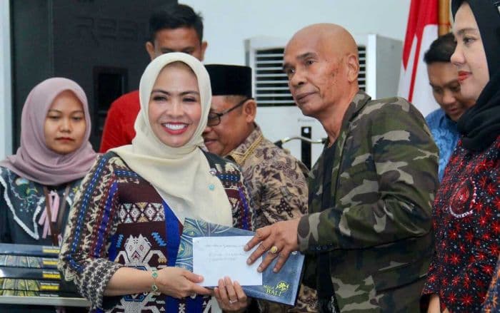 pemkab_labuhanbatu_gelar_ramah_tamah_hut_ke80_ri_bersama_pejuang_dan_veteran