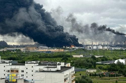 600_drone_ukraina_serang_moskow