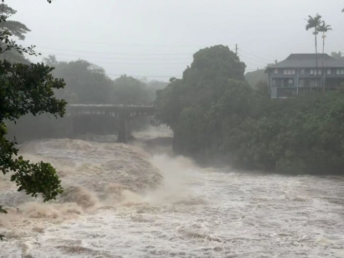 badai_lala_picu_banjir_bandang_di_hawaii_1_orang_tewas