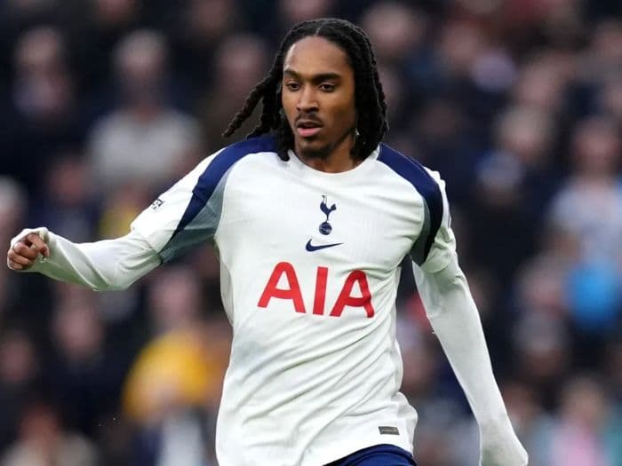 lepas_djed_spence_rp650_miliar_tottenham_buka_jalan_buru_gakpo_