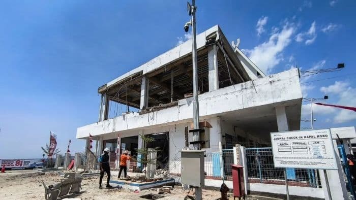 ntt_tetapkan_status_tanggap_darurat_gempa_selama_14_hari