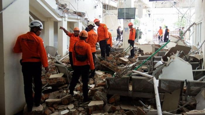 update_korban_gempa_m77_ntt_47_orang_tewas
