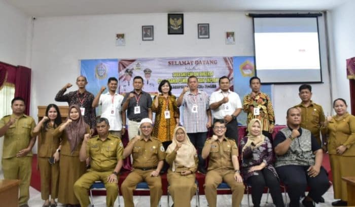 tujuh_calon_direksi_bumd_tapteng_jalani_uji_kelayakan_dan_kepatutan