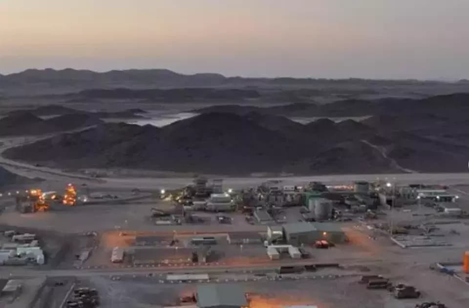 arab_saudi_temukan_110_juta_ton_bijih_mengandung_uranium_di_madinah