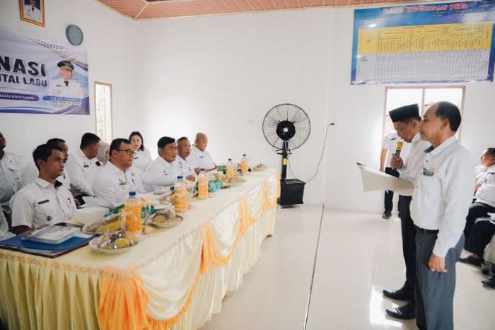 kades_rugemuk_diaktifkan_usai_kembalikan_kerugian_negara_kades_timbang_deli_diberhentikan