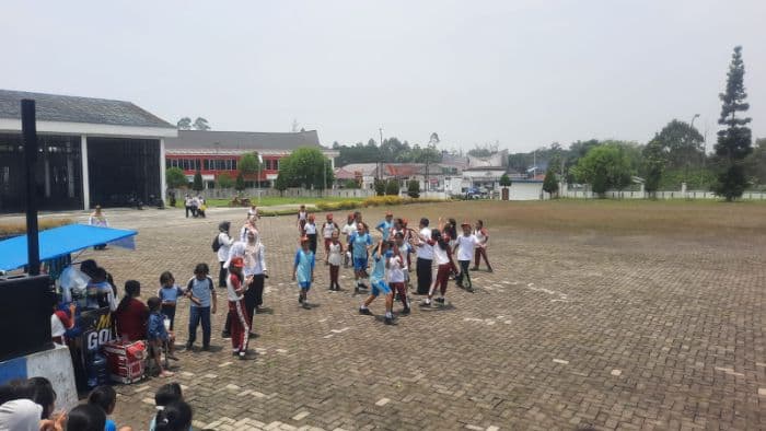 han_ke42_bupati_simalungun_jangan_permalukan_anak_di_depan_umum