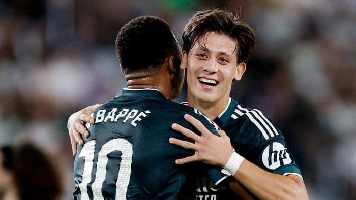 real_madrid_menang_dramatis_32_atas_elche