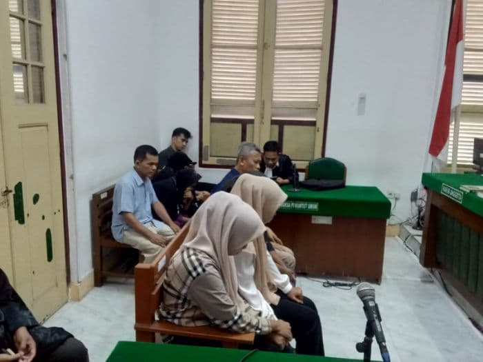 tiga_terdakwa_korupsi_dana_bos_smk_ganda_husada_divonis_beragam