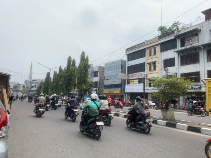 udara_di_medan_hari_ini_berkabut_benarkah_karena_asap_karhutla