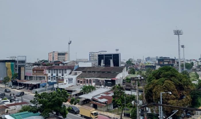 kualitas_udara_di_medan_membaik_usai_diguyur_hujan_