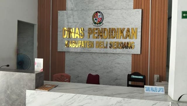 pjj_di_deli_serdang_belum_merata_sejumlah_siswa_masih_datang_ke_sekolah