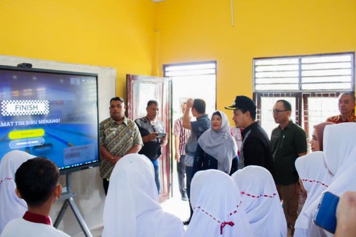 wali_kota_tebing_tinggi_apresiasi_revitalisasi_sekolah_anggaran_capai_rp685_miliar