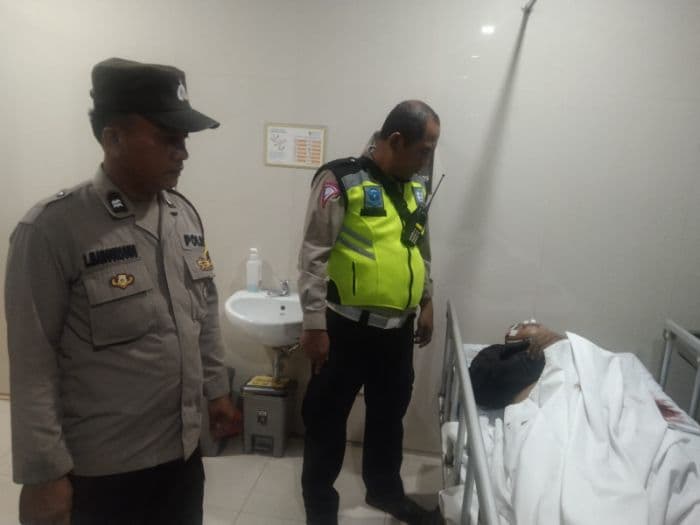 diduga_korban_laka_lantas_dua_pemuda_ditemukan_terkapar_di_helvetia