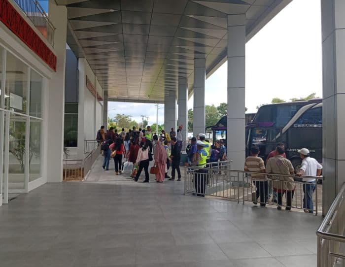 naik_turun_penumpang_bus_mulai_dipusatkan_ke_terminal_tanjung_pinggir_siantar