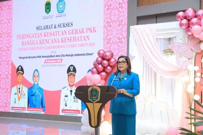 wabup_labura_dorong_kader_pkk_berinovasi_dan_aktif_edukasi_masyarakat