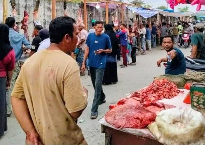 jelang_ramadan_1447_h_warga_batu_bara_serbu_penjual_daging