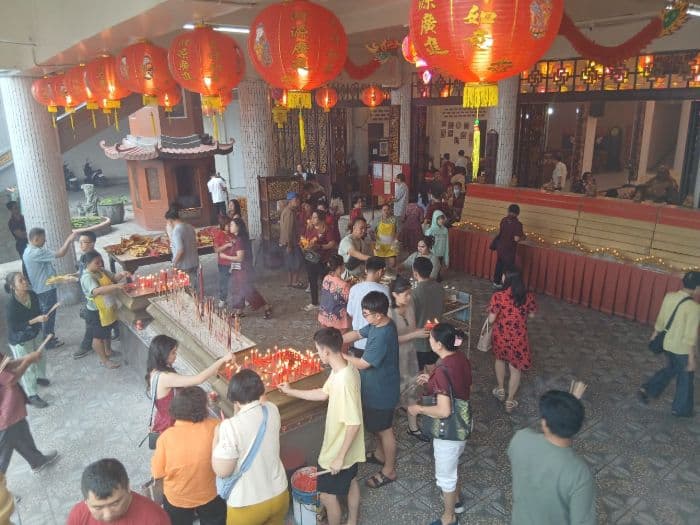 perayaan_imlek_di_vihara_avalokitesvara_siantar_berlangsung_khidmat
