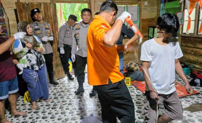 pria_tewas_gantung_diri_di_tanjung_tiram_batu_bara_polisi_dalami_motif