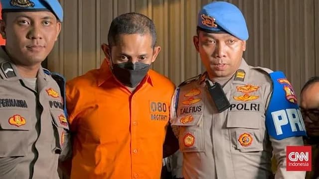 kapolres_nonaktif_ngada_jalani_sidang_etik_hari_ini