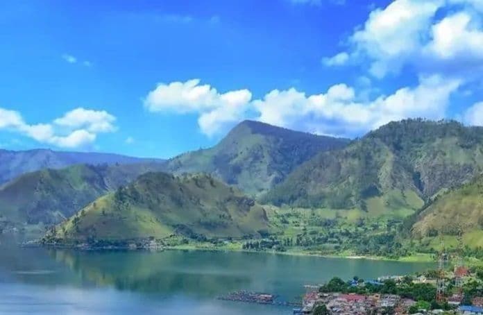 kawasan_danau_toba_berpotensi_diguyur_hujan_ini_peringatan_dini_bmkg