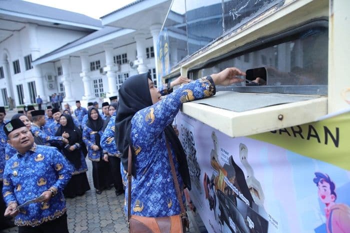 asahan_luncurkan_gaspak_asn_bisa_bayar_pajak_saat_upacara_hkn