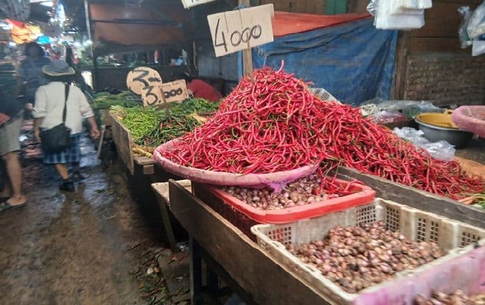 harga_cabai_anjlok_bawang_meroket_di_pematangsiantar_selisih_capai_dua_kali_lipat