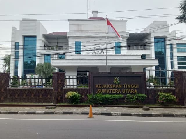 kejati_sumut_terapkan_wfh_asnjaksa_yang_bepergian_atau_liburan_akan_disanksi